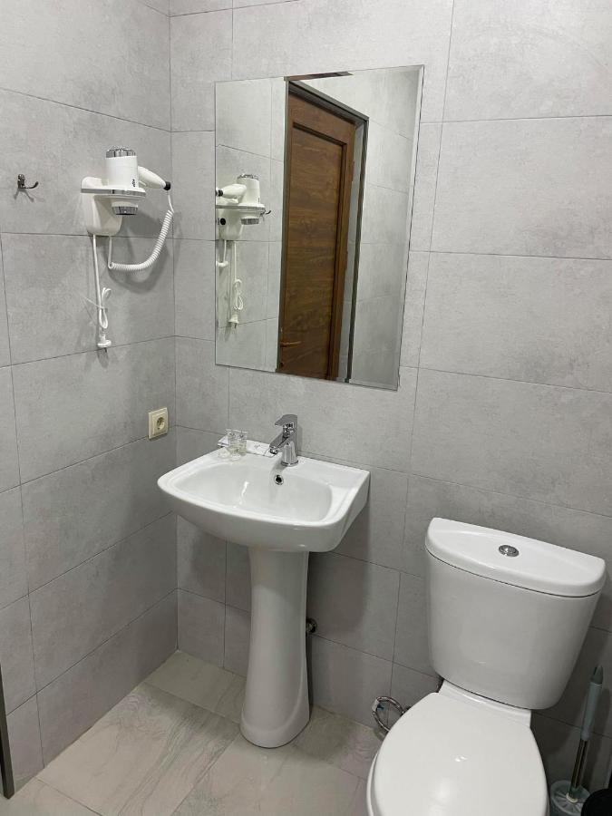 Hotel Shogi Zugdidi Luaran gambar