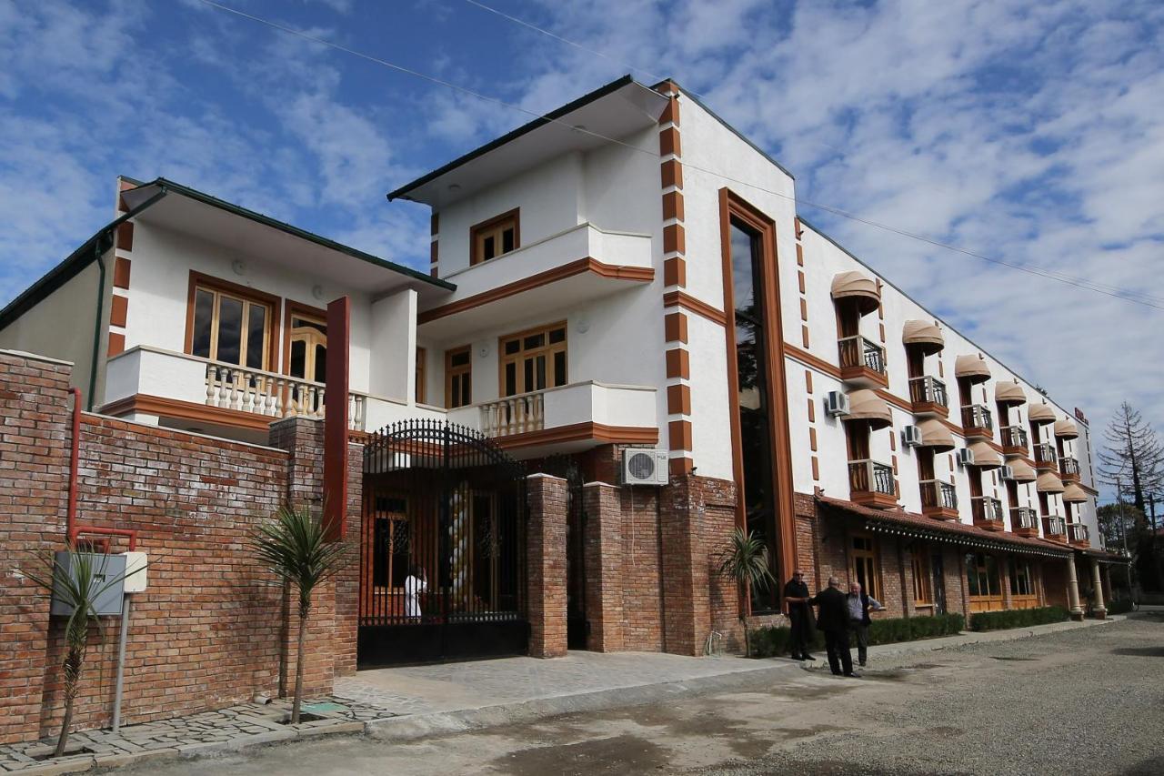 Hotel Shogi Zugdidi Luaran gambar